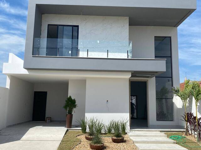 #142 - Casa para Venda em Campos dos Goytacazes - RJ