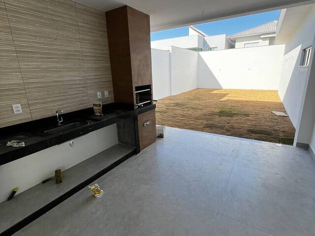 Casa para Venda em Campos dos Goytacazes - 2