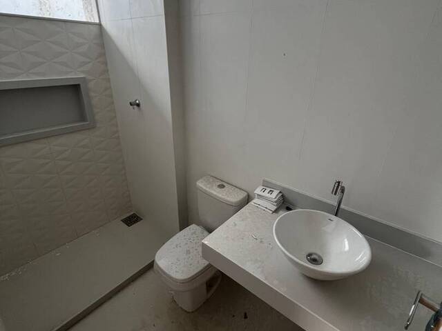 Casa para Venda em Campos dos Goytacazes - 5