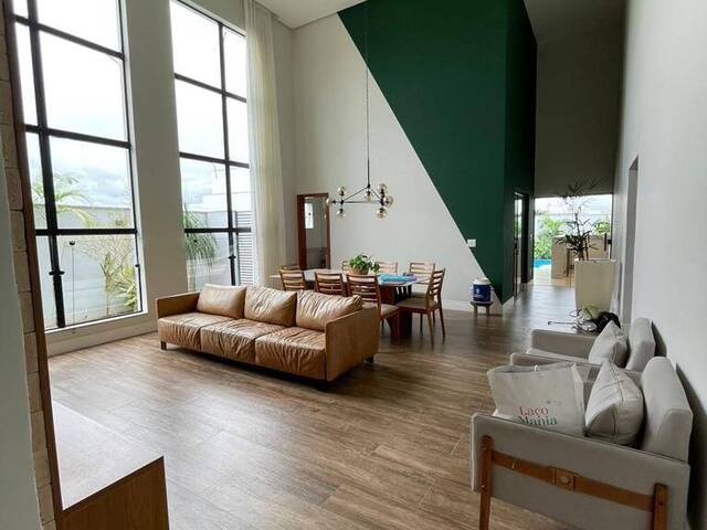 #403 - Casa para Venda em Campos dos Goytacazes - RJ