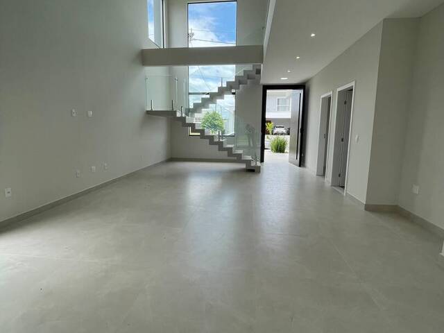 #483 - Casa para Venda em Campos dos Goytacazes - RJ - 2