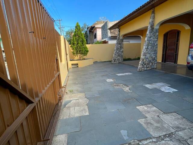 Casa para Venda em Campos dos Goytacazes - 4