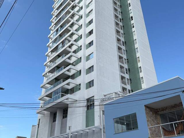 #548 - Apartamento para Venda em Campos dos Goytacazes - RJ