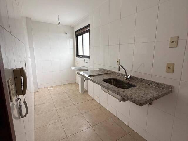 Apartamento para Venda em Campos dos Goytacazes - 5