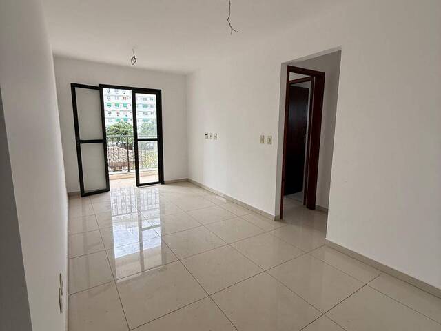 Apartamento para Venda em Campos dos Goytacazes - 4
