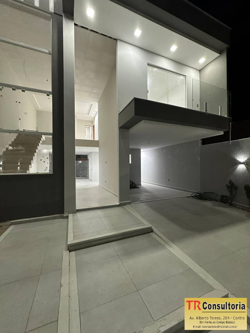 Casa a venda no bairro Cidade Jardim.