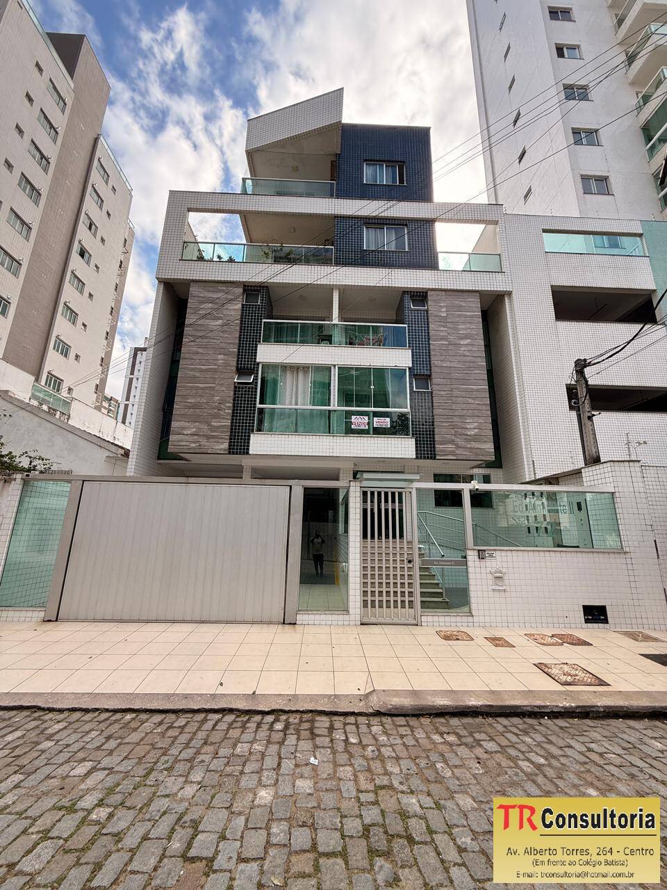 VENDO APARTAMENTO NO CONDOMÍNIO RESIDENCIAL ALMIRANTE II NO TAMANDARÉ